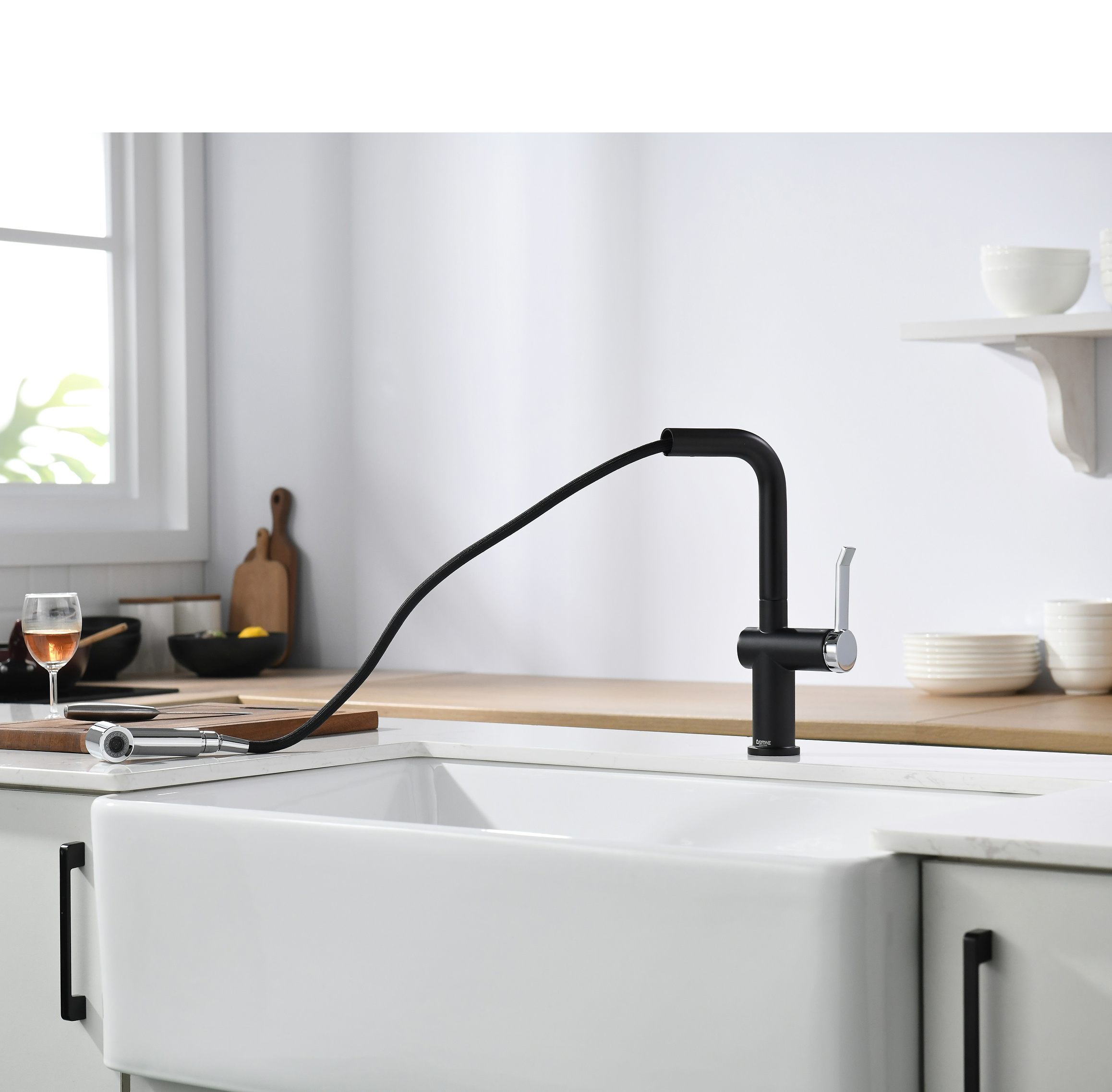 Черный + хром Новый дизайн Смесители для кухни с одним отверстием